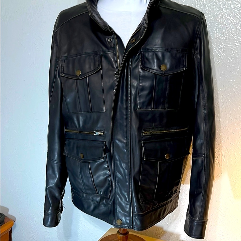 Tommy Hilfiger men’s Faux leather jacket, black, heavy duty with hidden hood